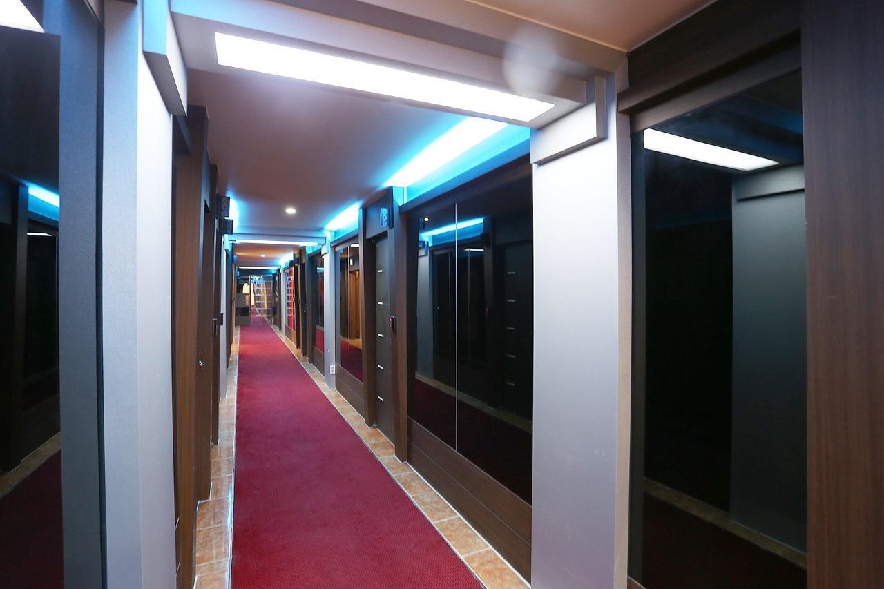 Alps Hotel Κανγκούνγκ Εξωτερικό φωτογραφία